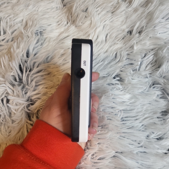 222 by First Act Chromatic Auto Guitar and Bass Tuner - Picture 4 of 8